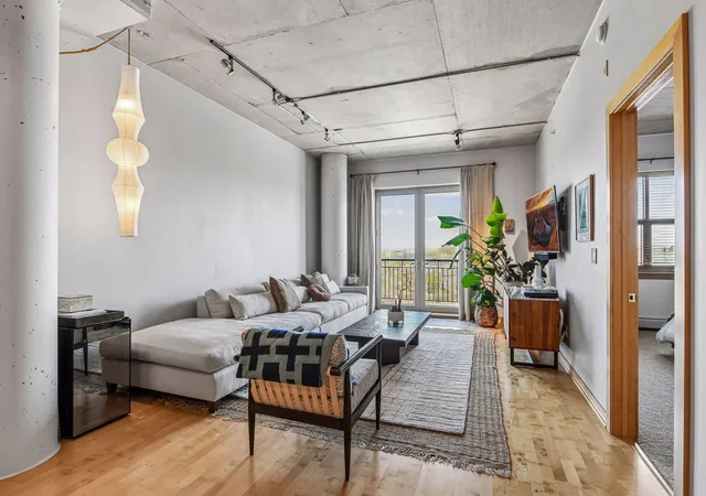 3rd image of 212 N 1St St #512, Minneapolis, MN 55401 | MLS# 7057923