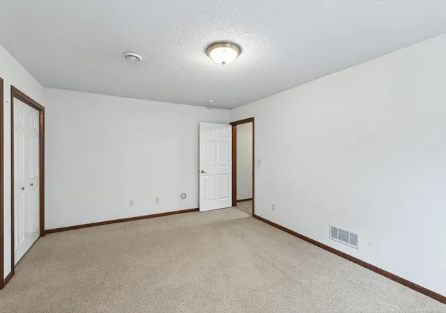 Homes for sale in Farmington, MN | 17281 Eagleview Dr #197, Farmington, MN 55024 | MLS# 7057993