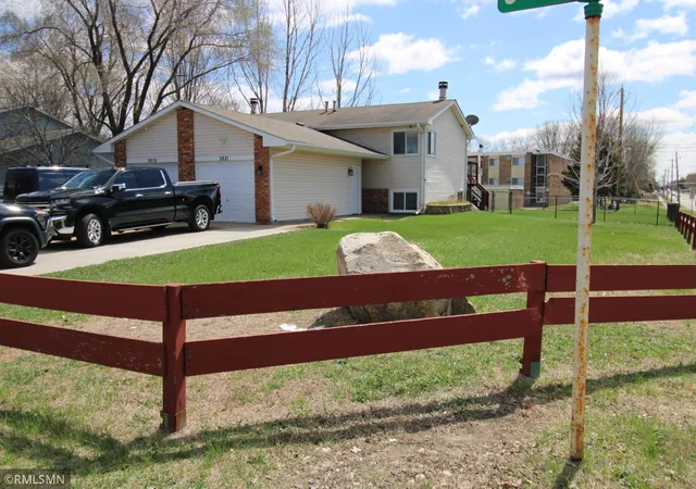 18th image of 5821 84 1/2 Ave N, Minneapolis, MN 55443 | MLS# 7058021