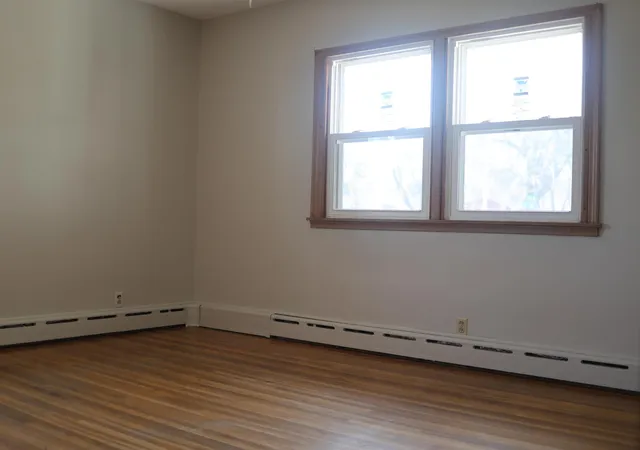 Photo 4 of Sale Pending at 95 Rose Ave W, Saint Paul, MN 55117 | MLS# 7058165 | Listing updated on 2026-09-14