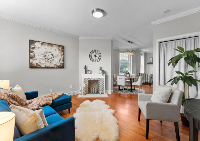 Photo 4 of Condo for sale at 703 Laurel Ave #1W, Saint Paul, MN 55104 | MLS# 7058259 | Listing updated on 2026-10-02