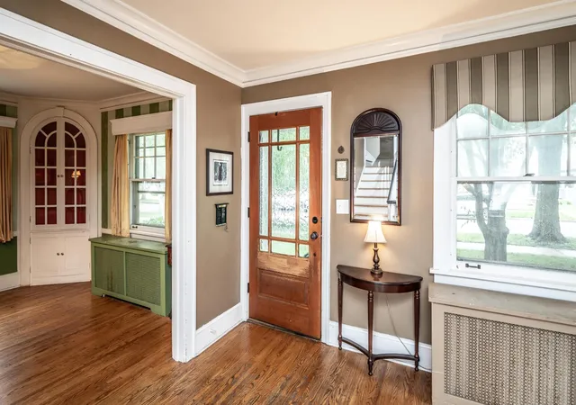 3rd image of 1857 Princeton Ave, Saint Paul, MN 55105 | MLS# 7058376
