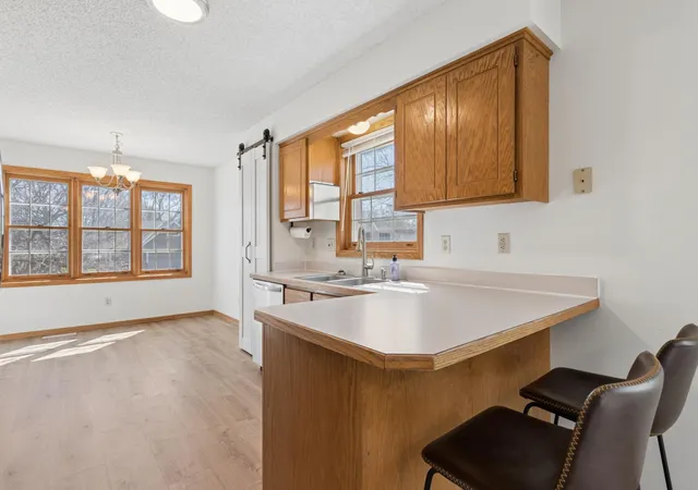 Homes for sale in Eagan, MN | 3877 Kennet Cir, Eagan, MN 55123 | MLS# 7058493