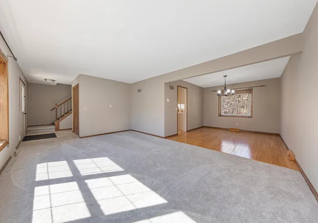Homes for sale in Le Sueur, MN | 450 Country View Ln, Le Sueur, MN 56058 | MLS# 7058502