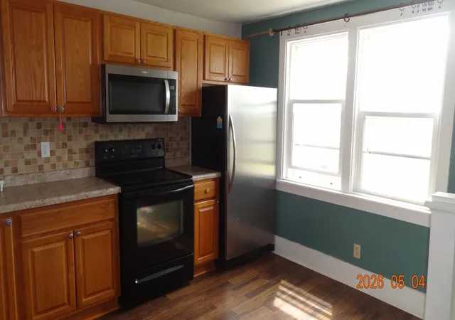 Photo 3 of Single family home for sale at 1355 S Main St, Zumbrota, MN 55992 | MLS# 7058536 | Listing updated on 2026-08-11
