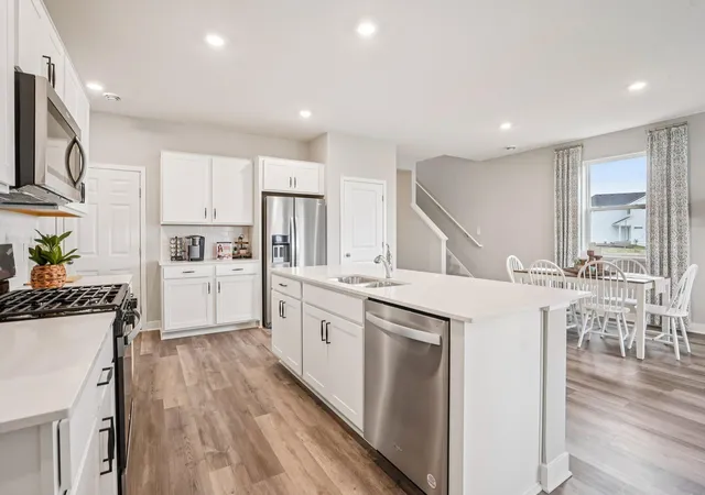 Photo 3 of Sale Pending at 6653 209th Street W, Farmington, MN 55024 | MLS# 7058602 | Listing updated on 2026-10-01