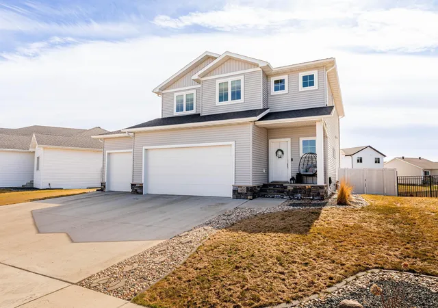 1st image of 5488 11th St W, West Fargo, ND 58078 | MLS# 7058694