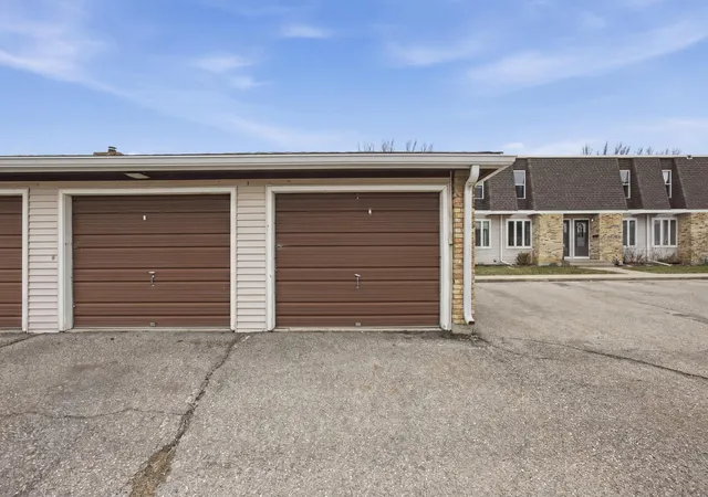 Homes for sale in West Fargo, ND | 239 12 1/2 Ave E, West Fargo, ND 58078 | MLS# 7058726
