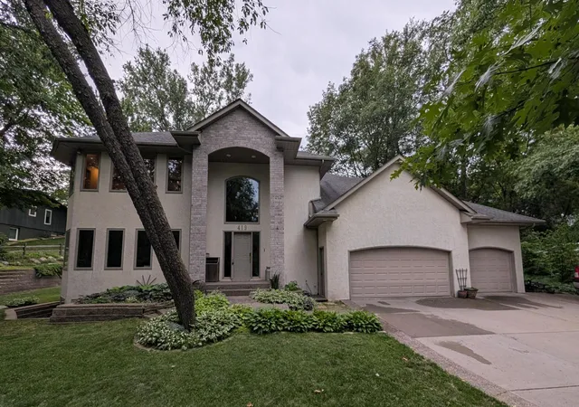 Homes for sale in Burnsville, MN | 419 Brandywine Dr, Burnsville, MN 55337 | MLS# 7058784