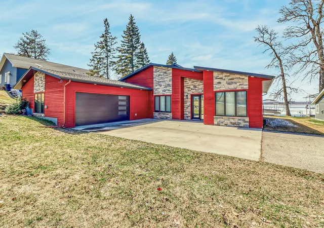 Homes for sale in Audubon, MN | 14184 Tradewinds Rd, Audubon, MN 56511 | MLS# 7058824