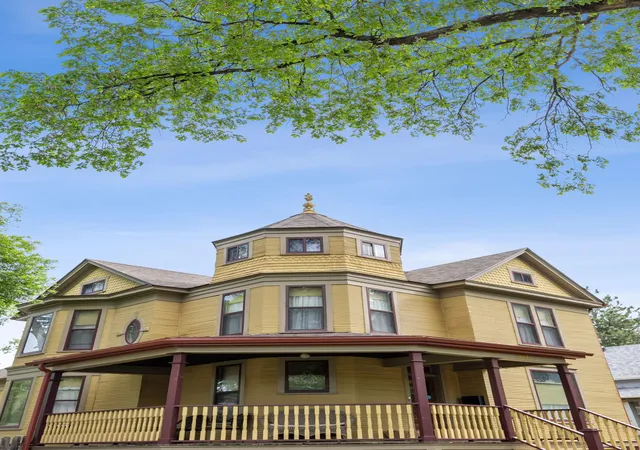 3rd image of 1121 4Th Ave S, Fargo, ND 58103 | MLS# 7058991