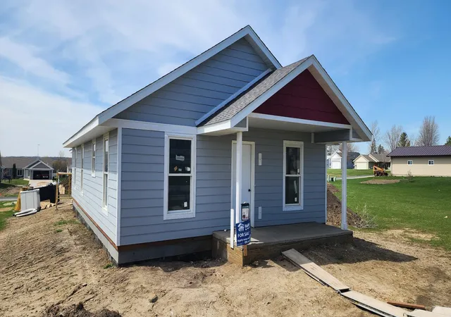 Homes for sale in Kenyon, MN | 716 Washington St, Kenyon, MN 55946 | MLS# 7059033