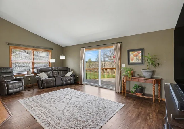 Homes for sale in Cannon Falls, MN | 13347 County 1 Blvd, Cannon Falls, MN 55009 | MLS# 7059054