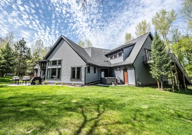 5th image of 5211 Trading Post Trl S, Afton, MN 55001 | MLS# 7059113