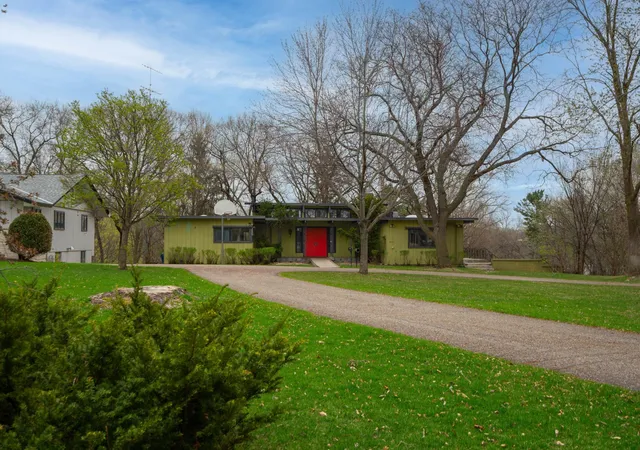 1st image of 1700 Hillcrest Rd, Saint Cloud, MN 56303 | MLS# 7059128