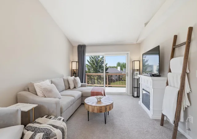 4th image of 13642 97Th Pl N, Maple Grove, MN 55369 | MLS# 7059142