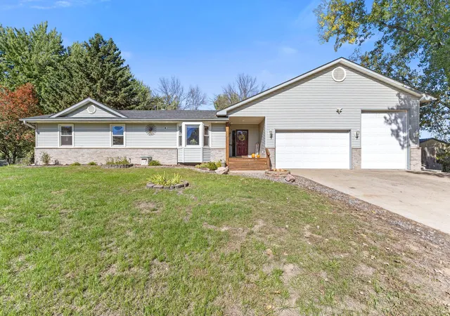 Photo 1 of Single family home for sale at 61 212th Lane Nw, Cedar, MN 55011 | MLS# 7059149 | Listing updated on 2026-10-06
