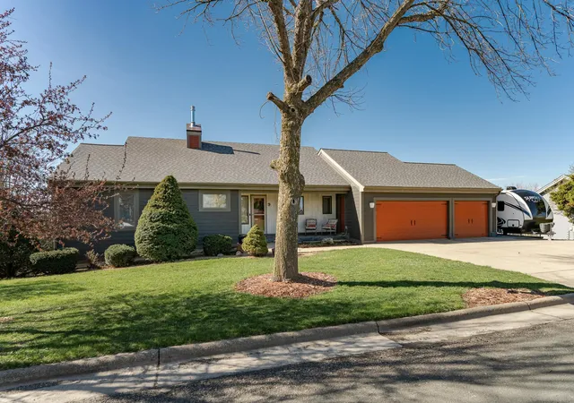 2nd image of 9 Island Heights Ct Ne, Pine Island, MN 55963 | MLS# 7059185