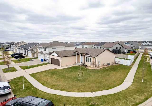 1st image of 5509 58th St S, Fargo, ND 58104 | MLS# 7059195