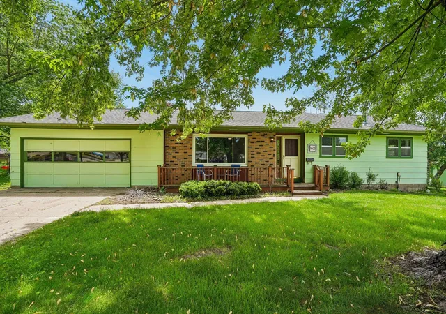 4th image of 1003 Burton St, Red Wing, MN 55066 | MLS# 7059219