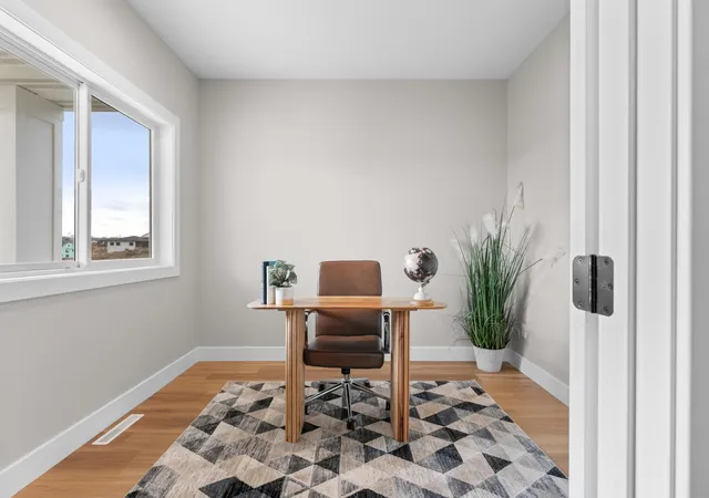 Photo 2 of Single family home for sale at 4963 Noble Dr Nw, Rochester, MN 55901 | MLS# 7059279 | Listing updated on 2026-10-22