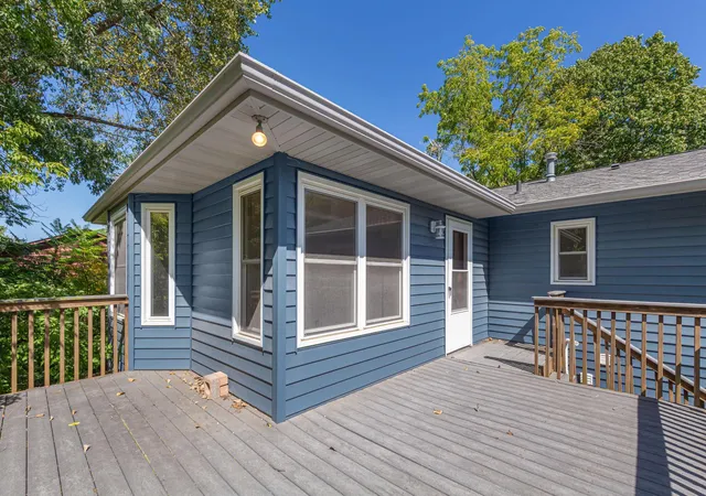 Photo 3 of Single family home for sale at 759 Lathrop Dr, Northfield, MN 55057 | MLS# 7059307 | Listing updated on 2026-09-18