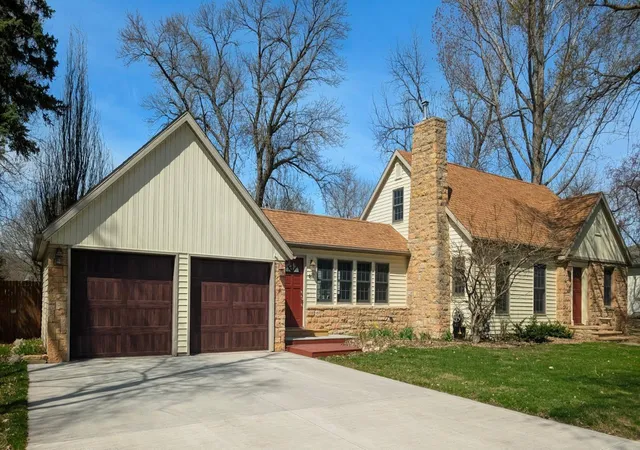 Photo 1 of Single family home for sale at 617 N 9th Street, Montevideo, MN 56265 | MLS# 7059350 | Listing updated on 2026-09-12