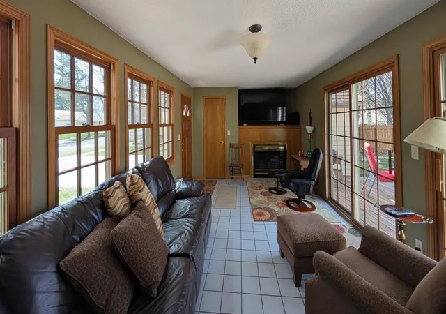 Photo 3 of Single family home for sale at 617 N 9th Street, Montevideo, MN 56265 | MLS# 7059350 | Listing updated on 2026-09-12