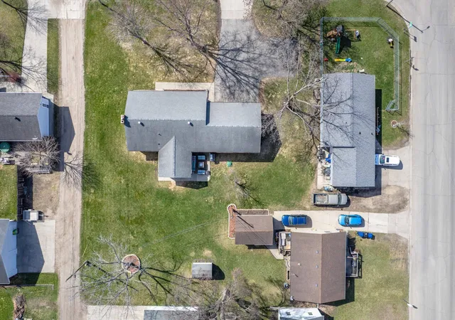 3rd image of 122 W Fir Ave, Fergus Falls, MN 56537 | MLS# 7059363