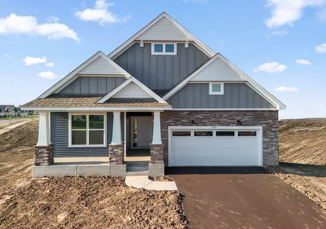 Photo 1 of Single family home for sale at 2147 Pepin Dr, Hugo, MN 55038 | MLS# 7059470 | Listing updated on 2026-09-15