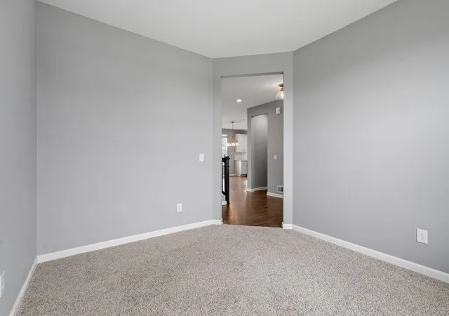 5th image of 11791 Upper 31St St N, Lake Elmo, MN 55042 | MLS# 7059513