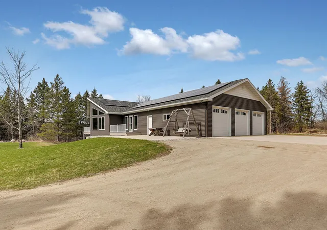 Homes for sale in Alexandria, MN | 1315 Karnis Dr Nw, Alexandria, MN 56308 | MLS# 7059572