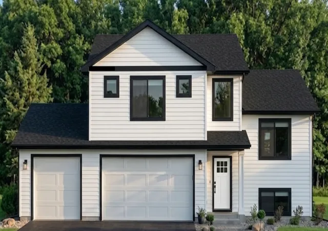 1st image of 239 Eagle Ridge Dr, Roberts, WI 54023 | MLS# 7059581