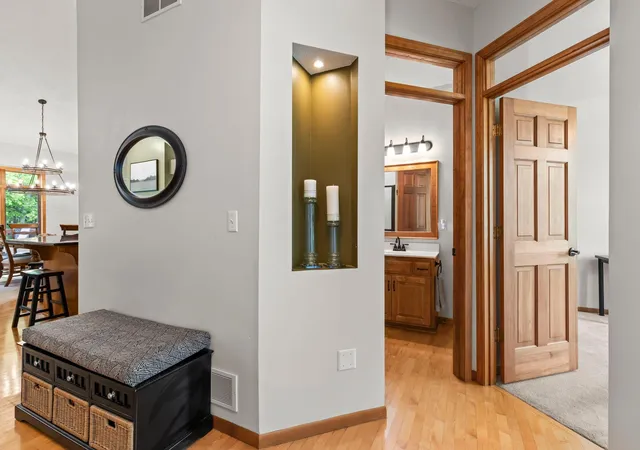 5th image of 112021 Hidden Creek Pl, Chaska, MN 55318 | MLS# 7059594