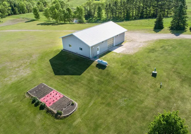 Homes for sale in Battle Lake, MN | 14124 E Eagle Lake Rd, Battle Lake, MN 56515 | MLS# 7059863