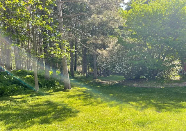Photo 3 of Single family home for sale at 1406 Weatherhill Ct Sw, Rochester, MN 55902 | MLS# 7059893 | Listing updated on 2026-10-05