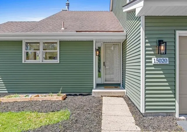 Photo 3 of Sale Pending at 15020 Rushmore Crescent, Burnsville, MN 55306 | MLS# 7059919 | Listing updated on 2026-08-19