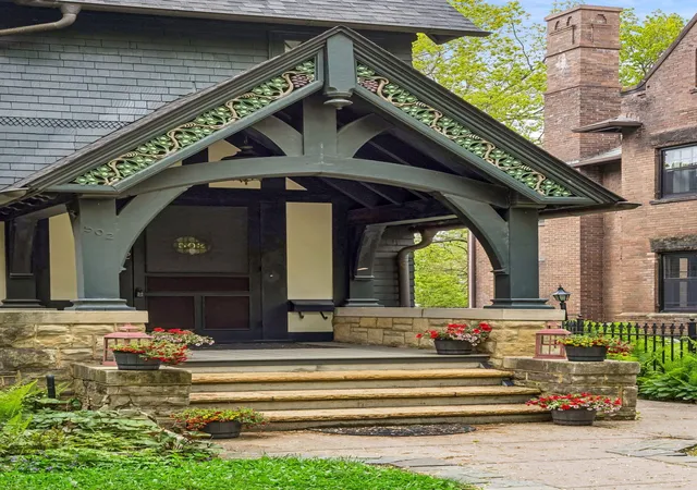 Photo 2 of Mansion for sale at 502 Grand Hl, Saint Paul, MN 55102 | MLS# 7059943 | Listing updated on 2026-08-25