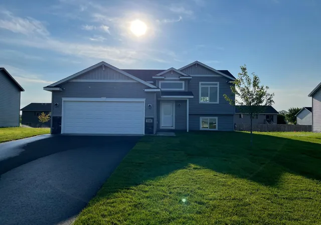 1st image of 920 2 1/2 Ave Sw, Rice, MN 56367 | MLS# 7060019