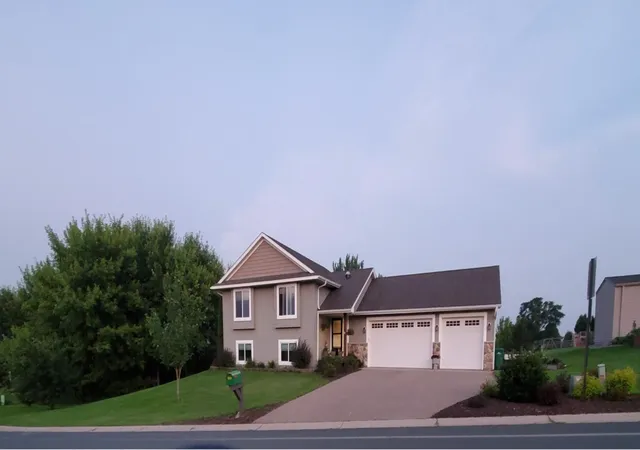 2nd image of 822 Deer Path, Montgomery, MN 56069 | MLS# 7060057