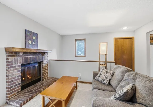 Homes for sale in Coon Rapids, MN | 11410 Dogwood St NW, Coon Rapids, MN 55448