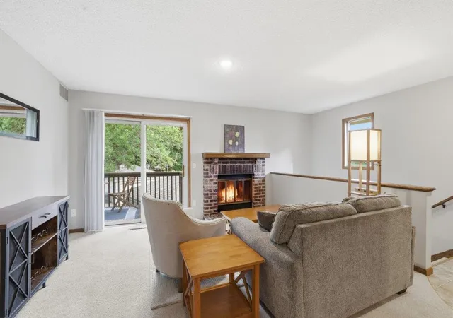 Homes for sale in Coon Rapids, MN | 11410 Dogwood St NW, Coon Rapids, MN 55448