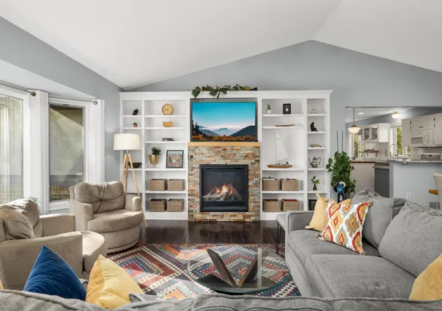 Photo 2 of Single family home for sale at 19044 Xavier St Nw, Elk River, MN 55330 | MLS# 7060119 | Listing updated on 2026-08-21