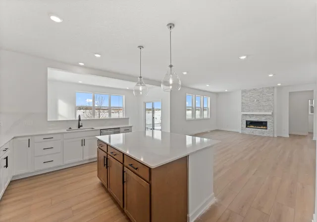 4th image of 8621 183Rd St W, Lakeville, MN 55044 | MLS# 7060137