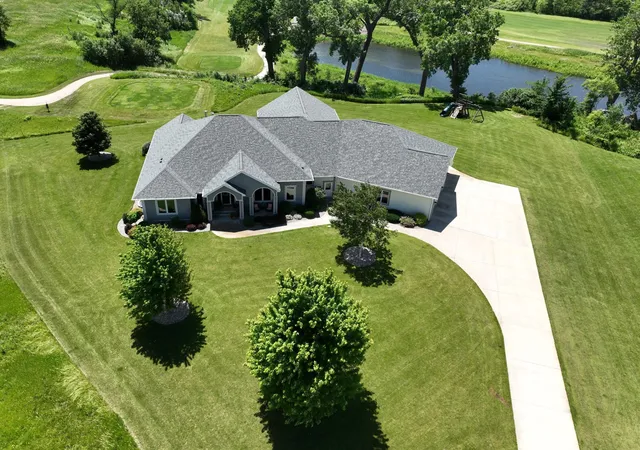 Homes for sale in Lynd, MN | 241 Cottonwood Cvs, Lynd, MN 56157 | MLS# 7060195