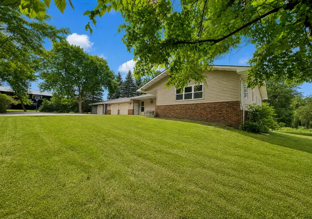 Photo 3 of Single family home for sale at 2398 122nd Avenue Ne, Spicer, MN 56288 | MLS# 7060246 | Listing updated on 2026-09-29