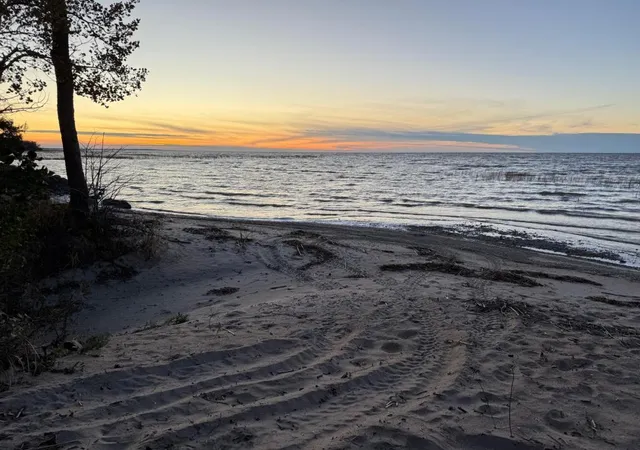 Photo 3 of Single family home for sale at 22880 Sunny Beach Rd Ne, Kelliher, MN 56650 | MLS# 7060291 | Listing updated on 2026-09-23