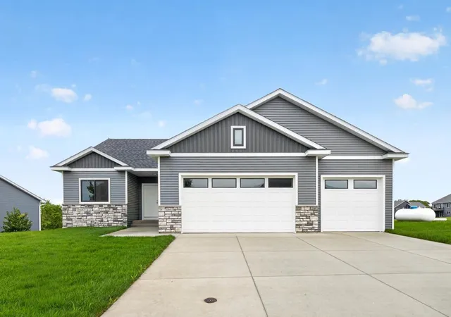 Homes for sale in Mazeppa, MN | 1693 Cherry St E, Mazeppa, MN 55956 | MLS# 7060337