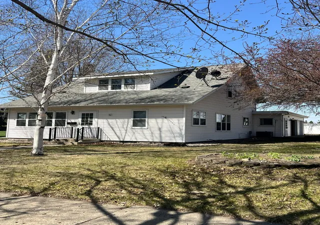 Homes for sale in Madison, MN | 521 9th Ave, Madison, MN 56256 | MLS# 7060386
