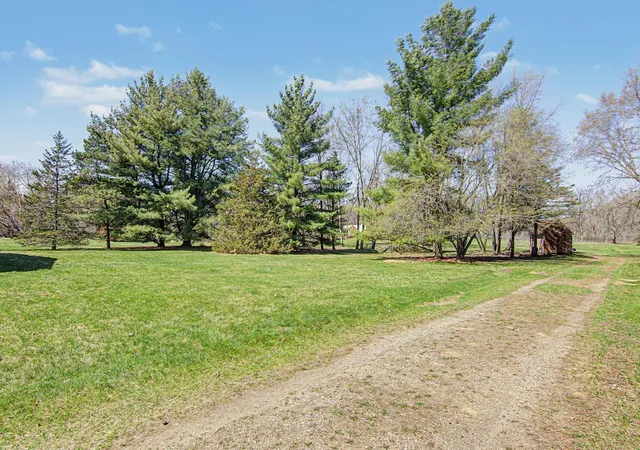 3rd image of 17 Lilac St, Circle Pines, MN 55014 | MLS# 7060447
